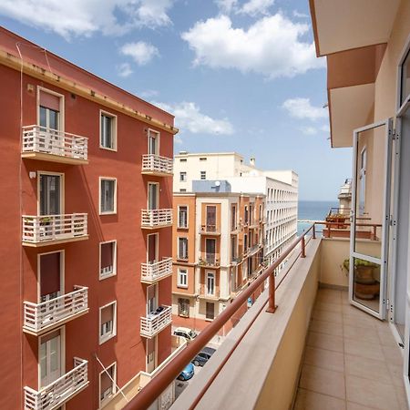 Apartamento Casa Bonaive, Ampio Trilocale Vista Mare Bari Exterior foto